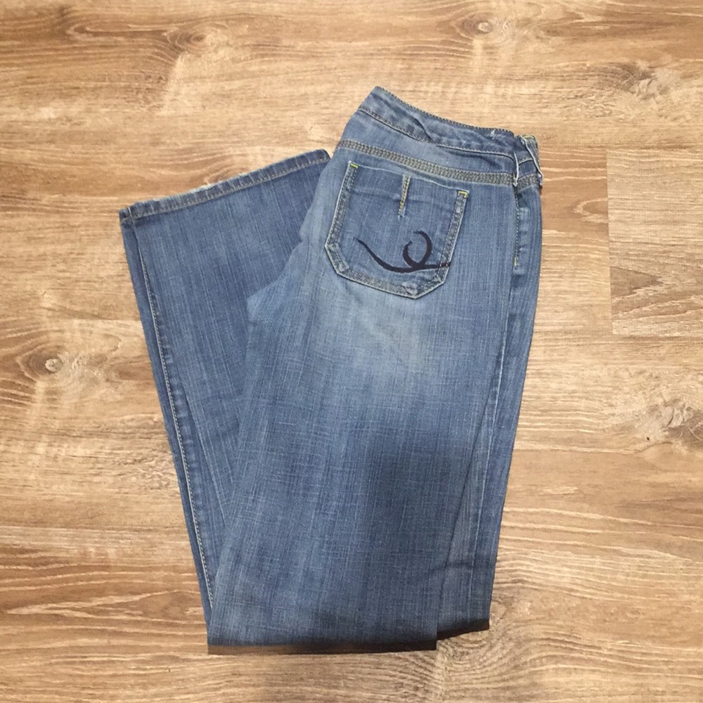 Bootcut jeans